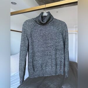 LOFT Turtleneck Long Sleeve Sweater Womens L Charcoal Gray Chunky Knit Neutral